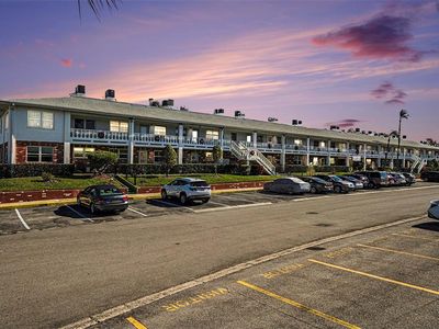 4742 Azalea Dr APT 103