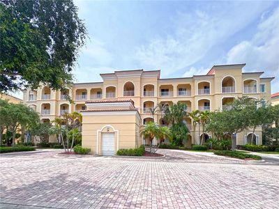24 Harbour Isle Dr W Unit 305