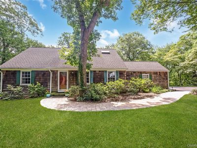 8 Arosa Court
