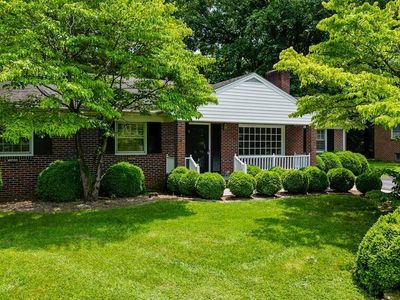 1088 Golf Course Rd
