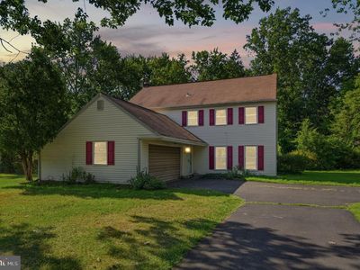 Property at 578 Coach Rd, Horsham, PA