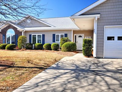 37 Forest Oaks Drive