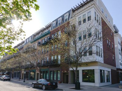 354 River St Unit 3206