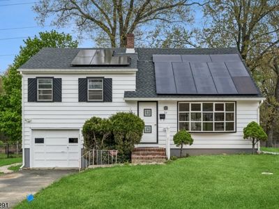 22 Alan Ln