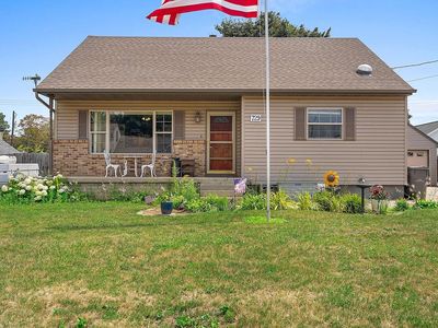 729 Woodlawn DRIVE