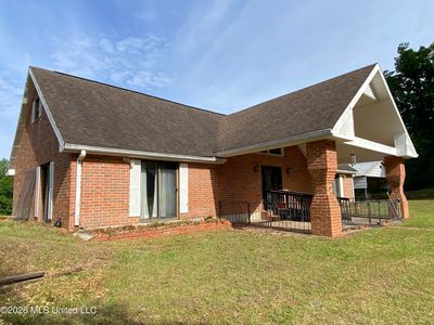 48 Clay Rd