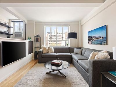 200 W 20th St APT 909