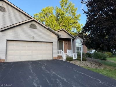 1315 Surrey Point Dr SE