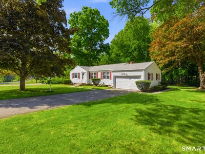 852 Brookside Drive