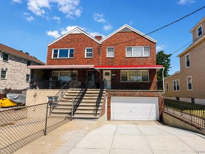 2887 Lamport Place