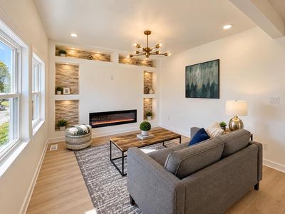 2932 W Walnut STREET