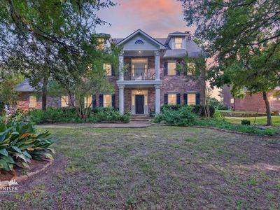 2309 N Cross Dr