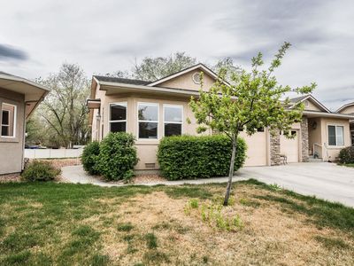555 1/2 Garden Grove Ct