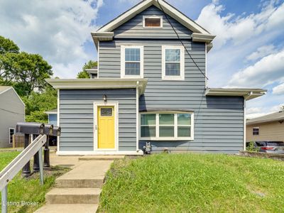 253 Thompson Ave