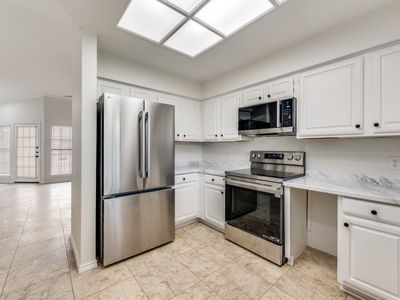 401 Pebble Way APT 239