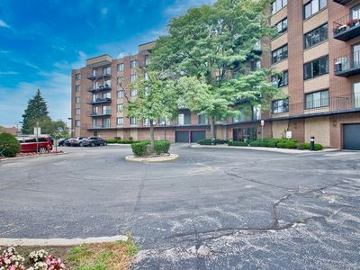 7601 Lincoln Ave APT 502