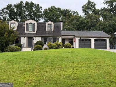 241 Angla Dr SE