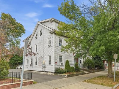 47 Broad St