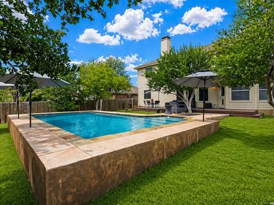221 VALONA DR