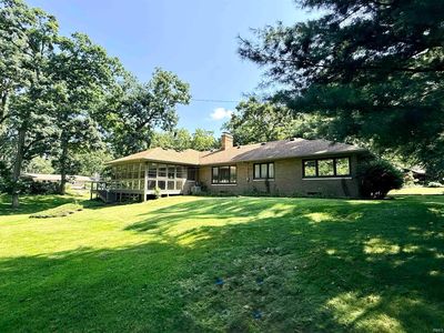 1105 White Oak Dr