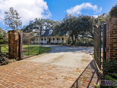 6020 Highland Rd