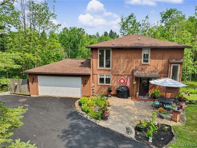 12 Fairlawn Dr