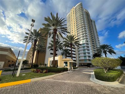 1755 Hallandale Beach Blvd #2002E