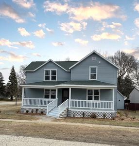 210 North Farmer Street