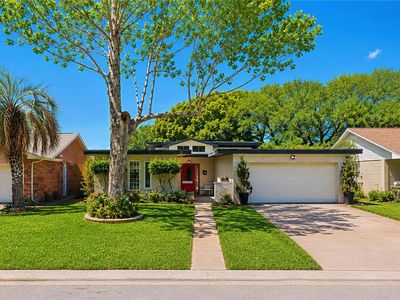 1809 Driftwood Ln