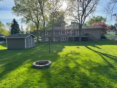 1755 Ithaca Ln N