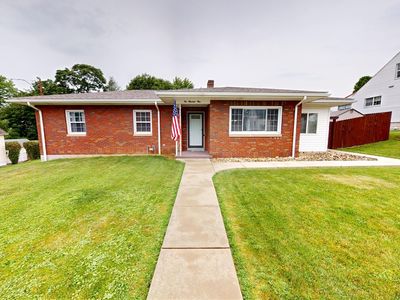 104 W Rockenstein Ave