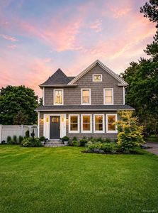 220 Foster Ave