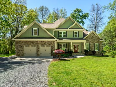 5353 E Greensboro Chapel Hill Rd