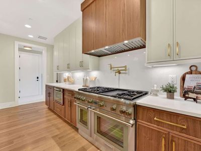 Cresthaven Model — 7KSF Luxury New Home Plan, PCI - 20854