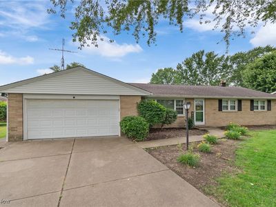 5215 Glenhill Ave NE