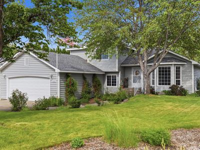 1221 S Bannen Rd
