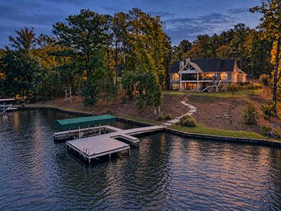 2731 Club Dr
