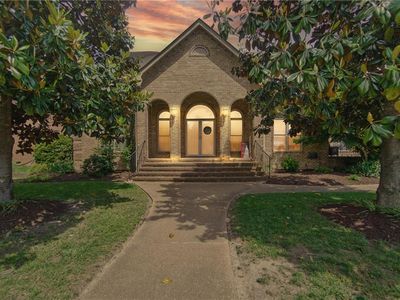 200 Avonlea Dr