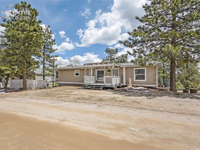 784 Blossom Rd