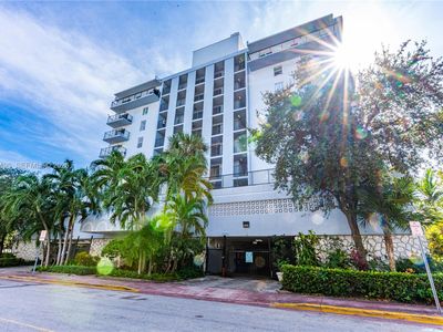 899 West Ave APT 3M