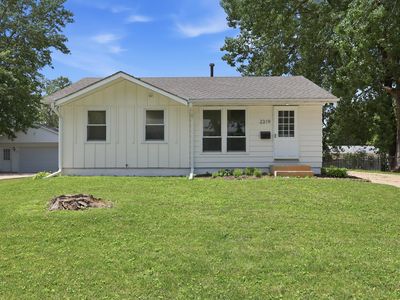 2319 Pinehurst Dr
