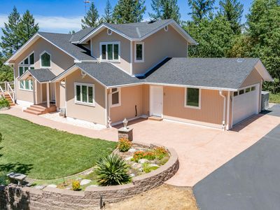 712 Colleen Ct