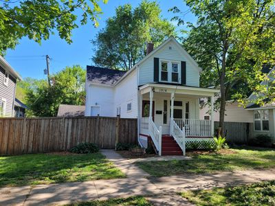 1016 James Ave