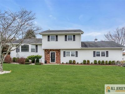 5 Travis Ct