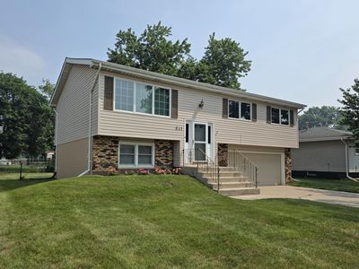 641 205th Pl