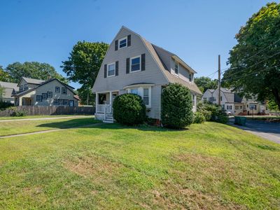 Property at 121 Oakland St, Mansfield, MA