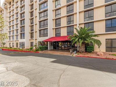 3930 University Center Dr APT 208