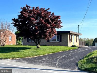 1015 Delta Rd