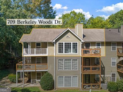 Property at 709 Berkeley Woods Dr, Duluth, GA