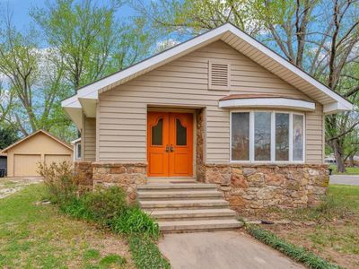 Property at 319 N Michigan St, Oxford, KS